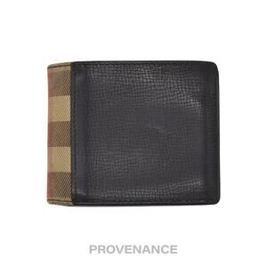🔴 Burberry Bifold Wallet - Nova Check Navy Leather
